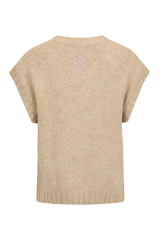 darcy-vest