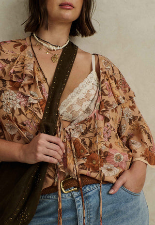 stealing-beauty-short-sleeve-blouse